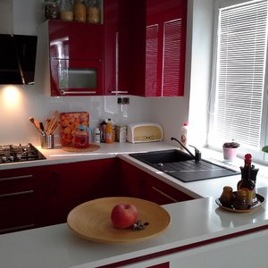 Moderní kuchyň Elegant červená