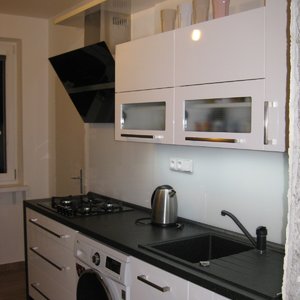 černo-bílá moderní kuchyň Elegant